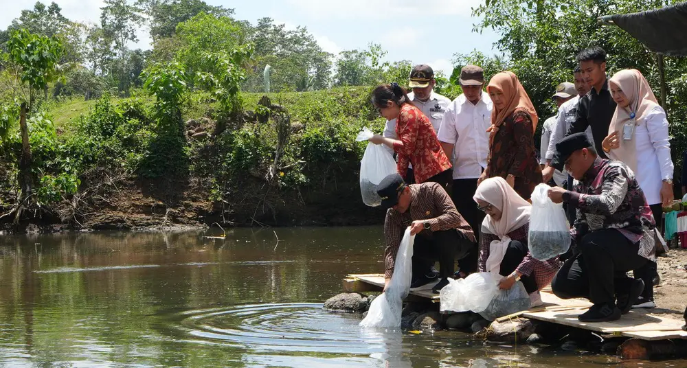 Pemprov Sulsel Telah Salurkan 5 Juta Bibit Bantuan Benih Perikanan